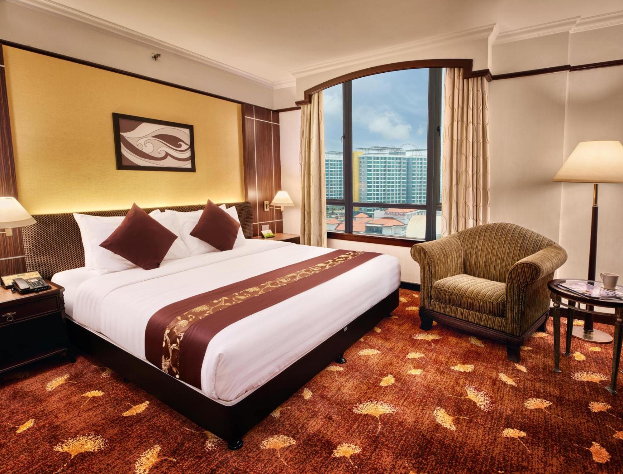 Mardhiyyah And Hotel Shah Alam