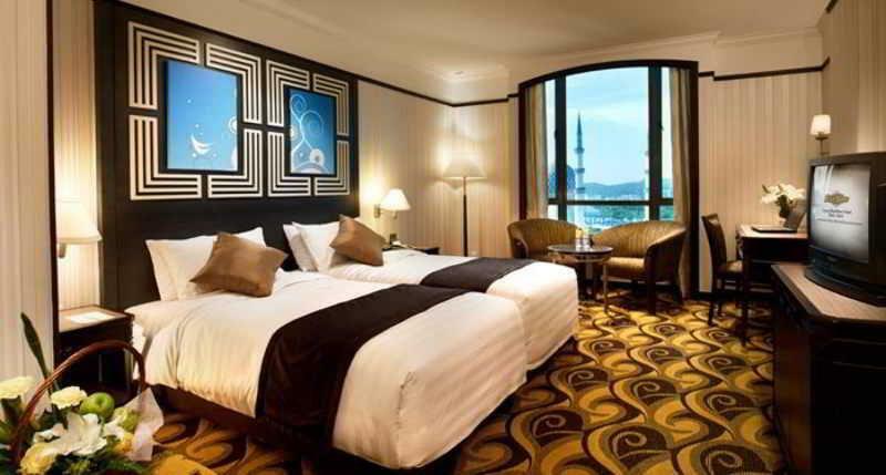 Mardhiyyah And 5* Shah Alam