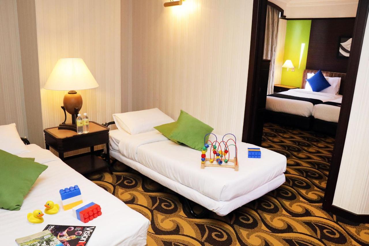 Mardhiyyah And Hotel