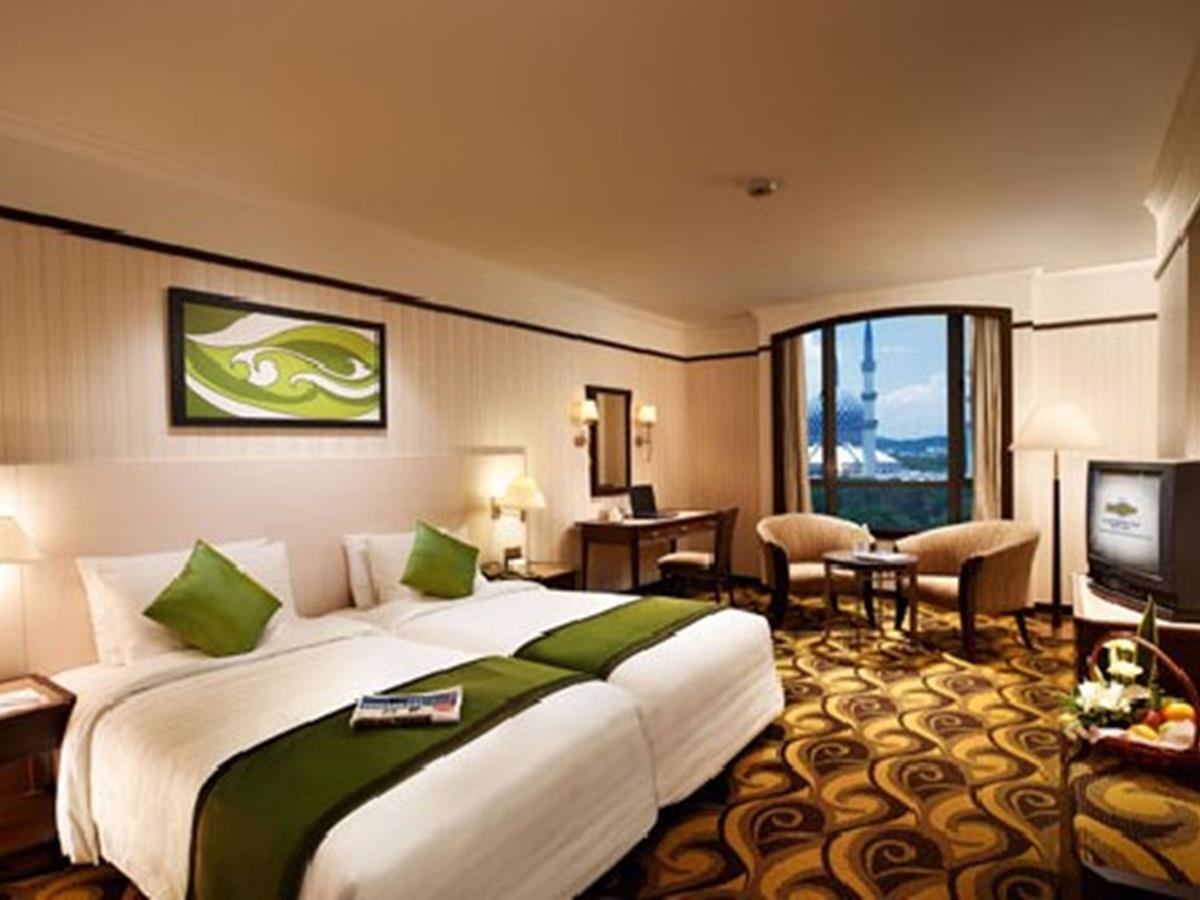 Mardhiyyah And Hotel Shah Alam